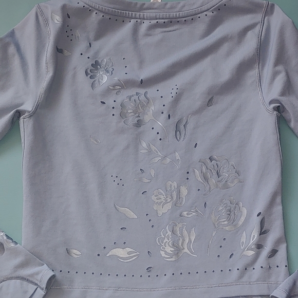 Athleta Shanti Eyelet Top Begonia Blue longsleeve - Picture 8 of 10